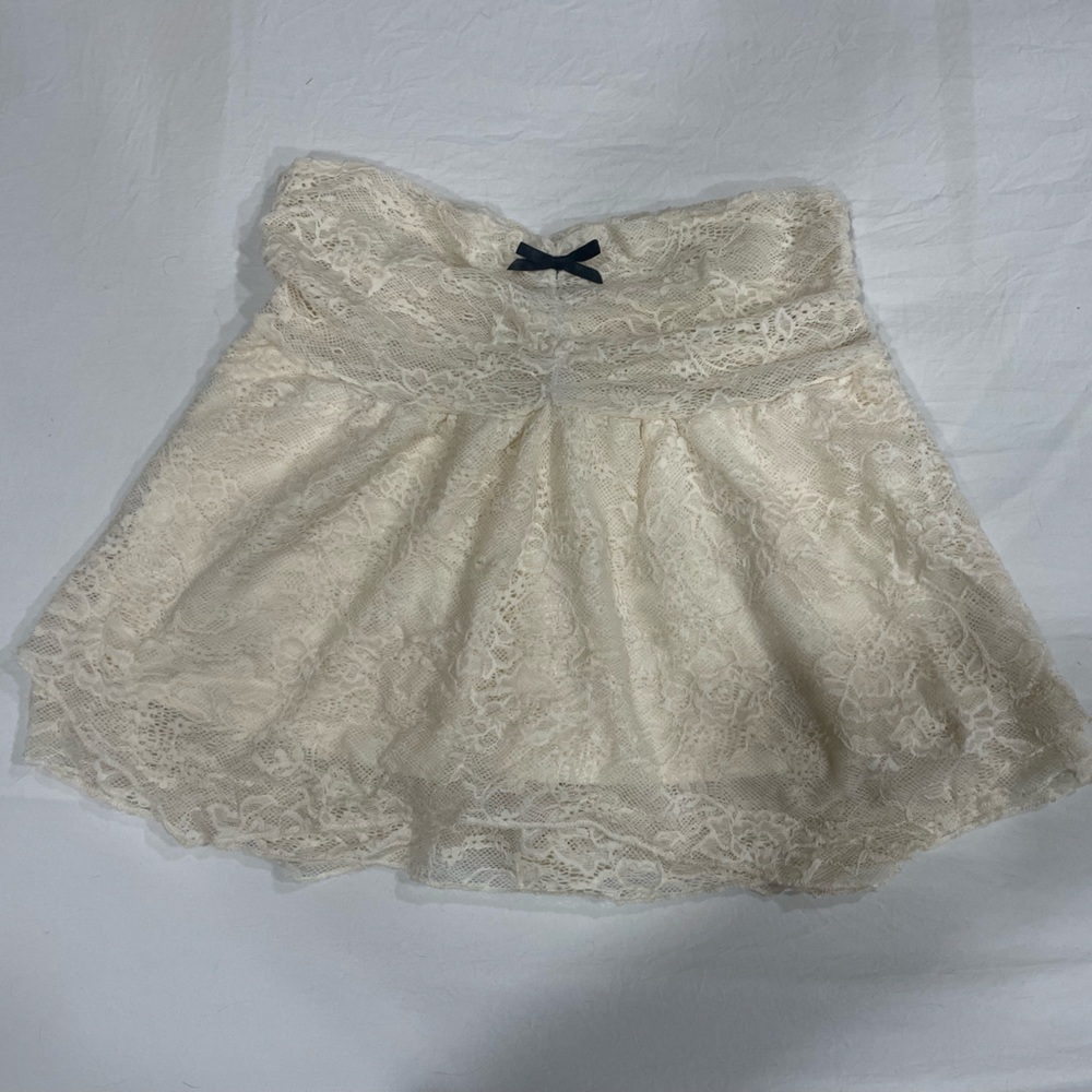 Cream Lace Skirt with Bow Accent